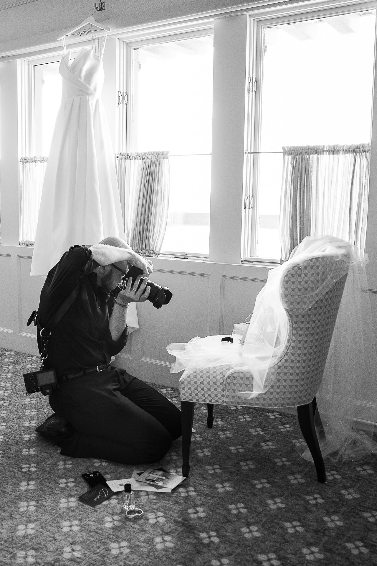 Christopher Duggan Photography creates timeless wedding photographs for couples drawn to quiet elegance and authentic storytelling.